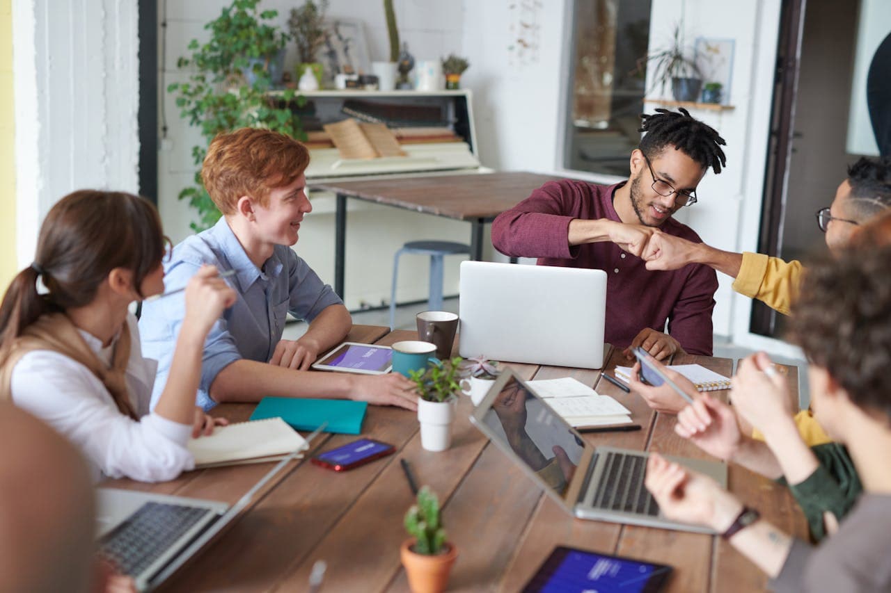 Meeting Room Booking Trends That Empower Your Workplace