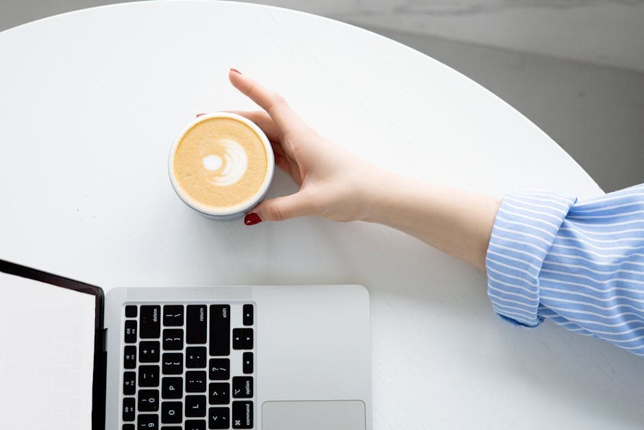 Maximizing Office Space: The Benefits and Challenges of Hot