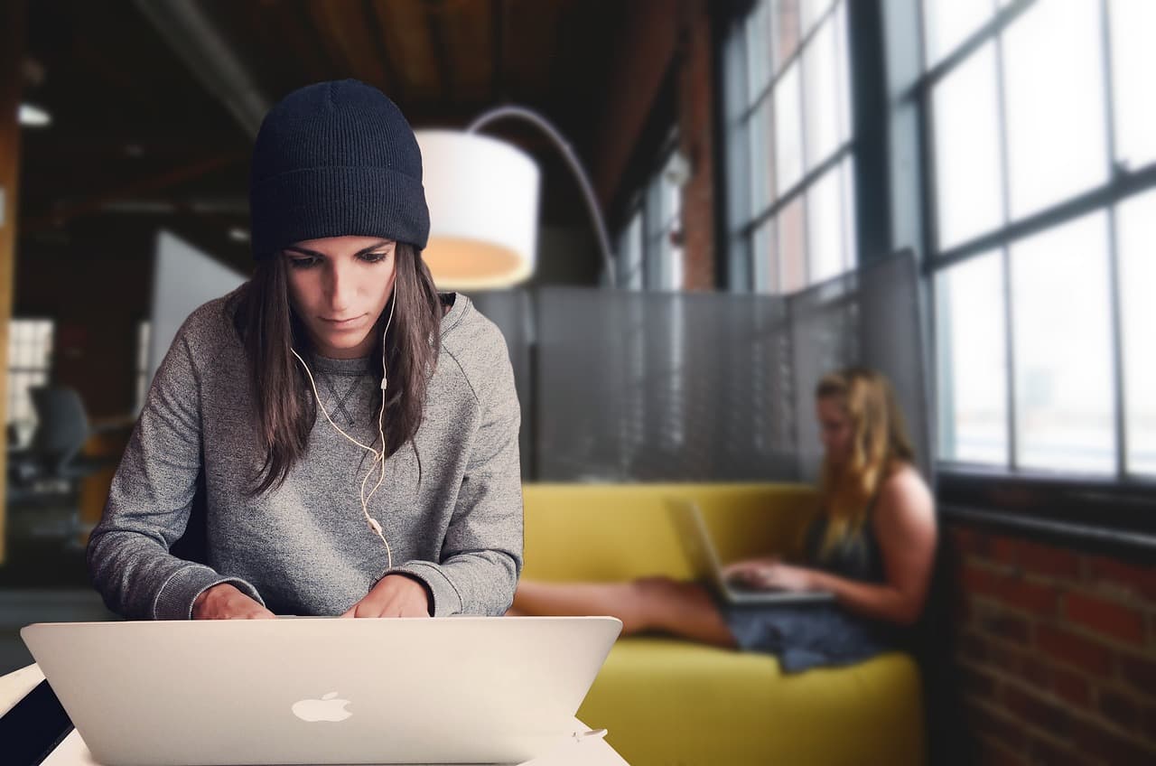 Shared Office Spaces and Coworking Spaces