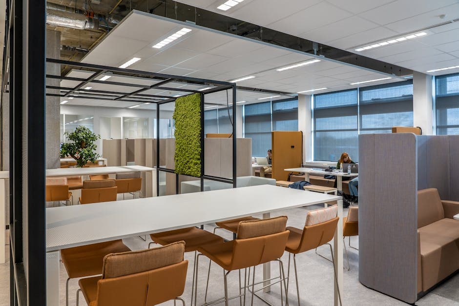 Maximizing Office Space Efficiency with Hourly Desk Booking