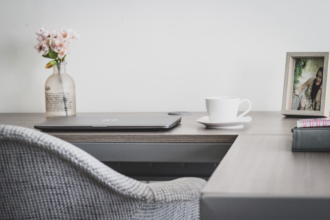 Office Hoteling: From Idea to Reality